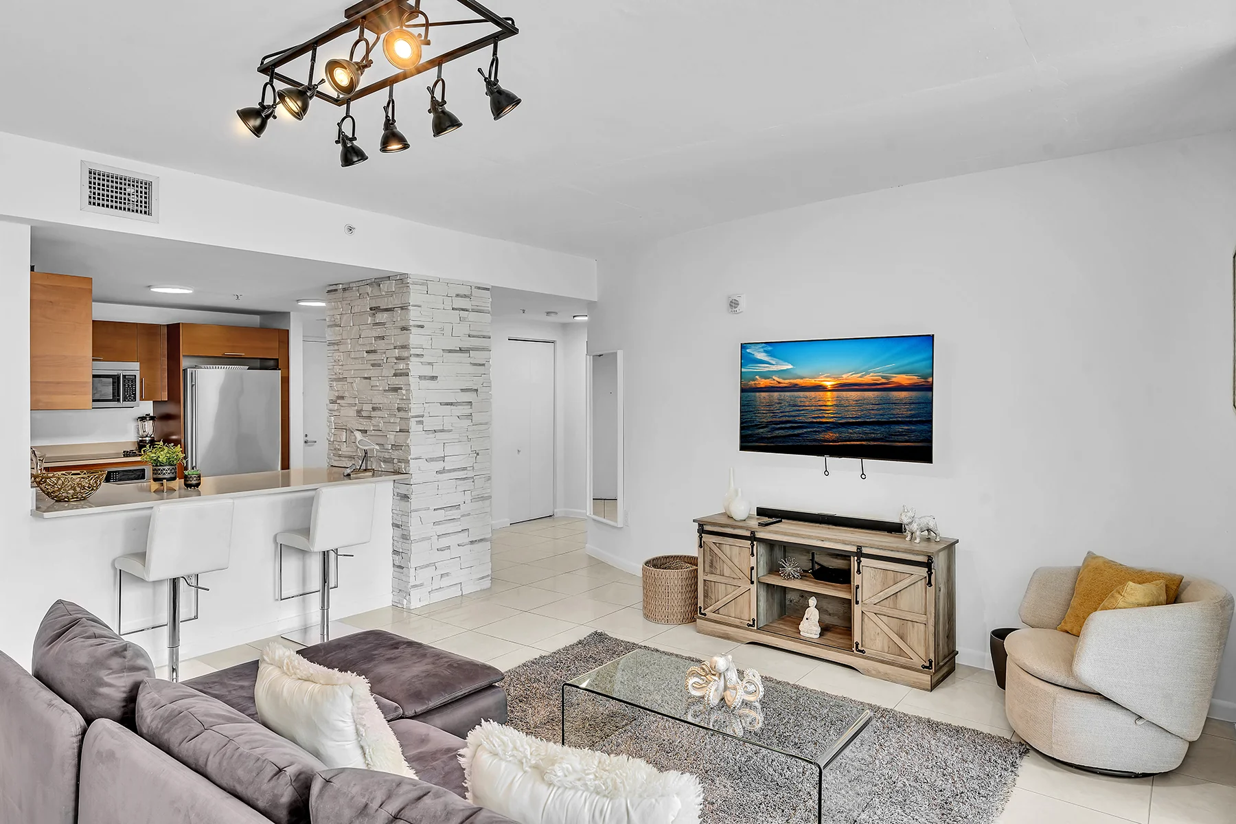 3L Management Group - Property Management Property Management Company Miami Beach