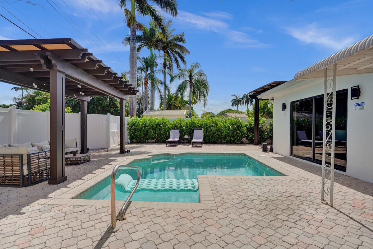 3L Management Group - Property Management team providing Property Management in Surfside